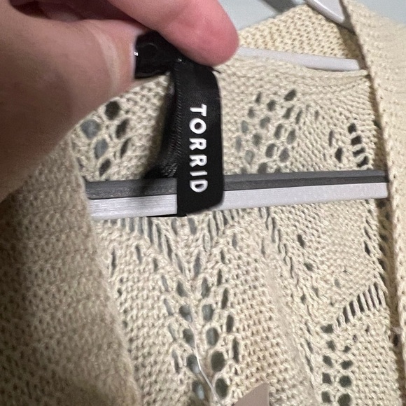 NWT Torrid Dolman Pointelle Ruana ivory knit cardigan - Picture 3 of 9